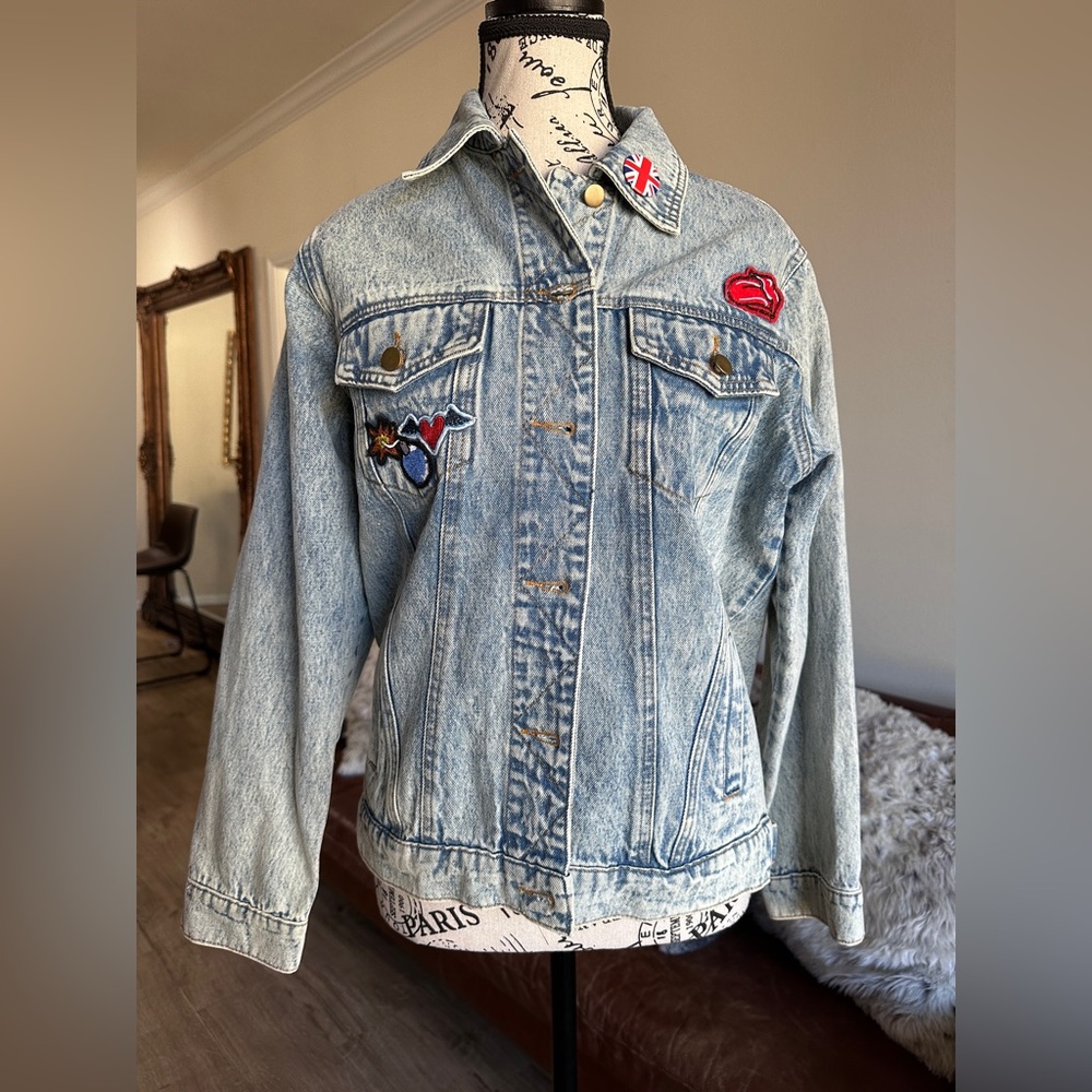 NWT Honey Punch unique denim jacket